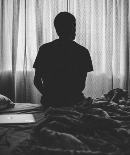 Jak introwertycy przeżywają stratę, rozstanie i żałobę inaczej niż ekstrawertycy